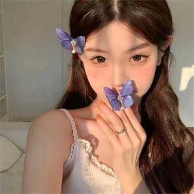 那个女孩的俘虏