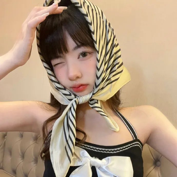 圆桌